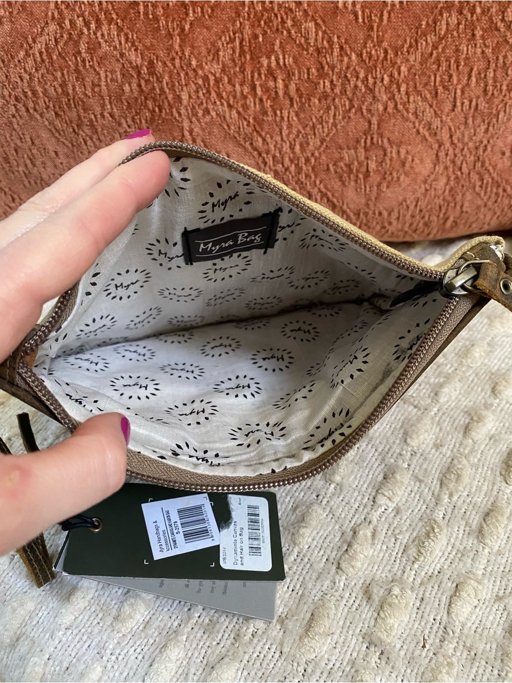 {Myra Bag} NWT Leopard Hair Wristlet - Picture 6 of 7